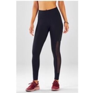 Fabletics Side Mesh Pocket Leggings